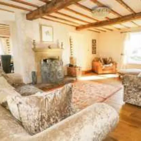 Villa Country With Hot Tub Meagill