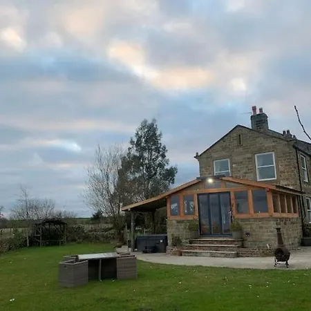 Country With Hot Tub Meagill