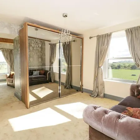Villa Country With Hot Tub Meagill Fewston